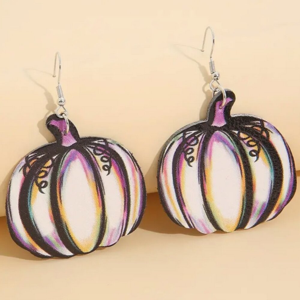 Fall Halloween Cute Pumpkin Dangle Earrings.